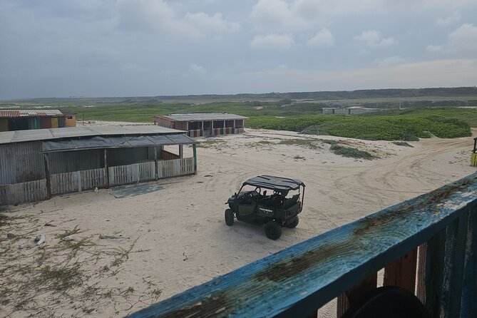 4-seater UTV Island 4hr Tour in Aruba, morning or afternoon - Ayo Rock Formations