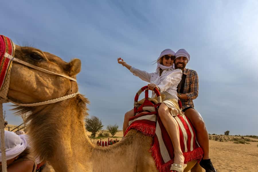 Abu Dhabi: Desert Safari, Quad Bike, Camels & Sandboarding - Key points at a glance