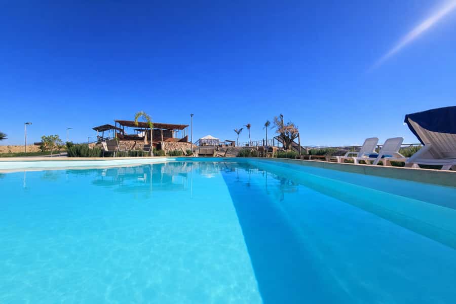 Agafay Desert: Quad, Camel Ride & Luxury Lunch with Pool - Guide languages and communication