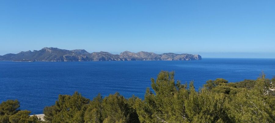 Alcudia: Quad Sightseeing Tour with Viewpoints - Alcanada brings the first coastal views