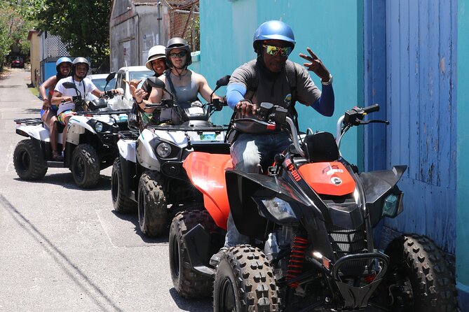 ATV Half Day City Tour in Nassau: Guided Tour With Free Samples - Walking the 66 steps at Queen’s Staircase