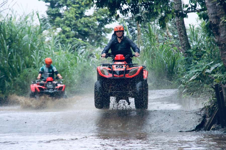 Bali: Ubud ATV Quad Bike, Jungle Swing & Rice Terrace Tour - Flying above the jungle on the Bali swing