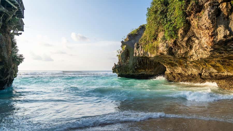 Bali: Uluwatu ATV Quad Bike with Temple Tour & Kecak Dance - What to pack and what to leave behind