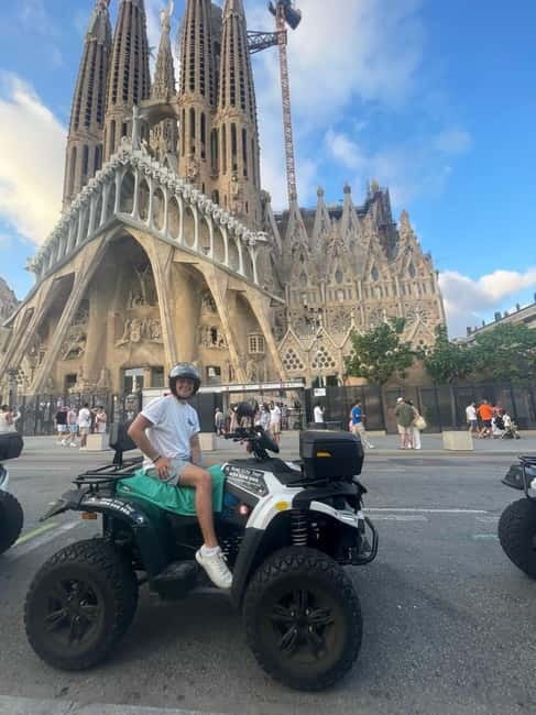 Barcelona: City Sights Electric Quad Tour - La Rambla and Rambla de Catalunya