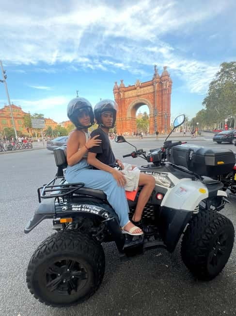 Barcelona: City Sights Electric Quad Tour - Arc de Triomf and Passeig de Colom