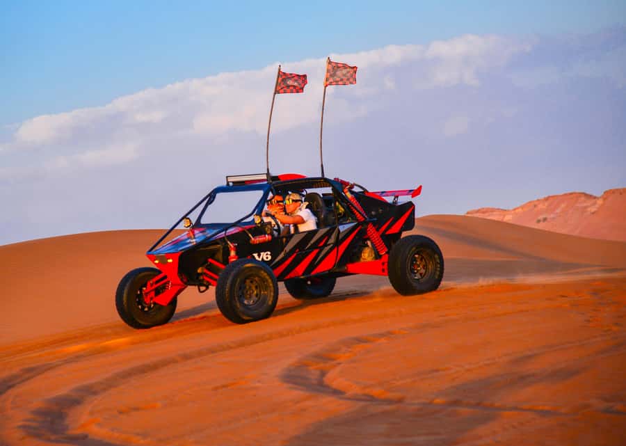 Dubai: 3000cc V6 Dune Buggy & Sandboarding -Private Tour - Arriving at Lahbab and getting ready