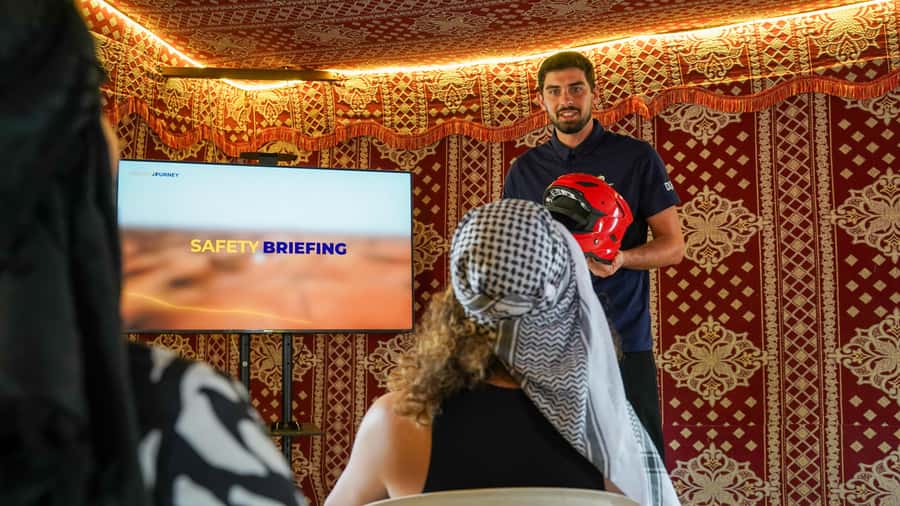 Dubai Desert Adventure: Red Dunes Guided Quad/Polaris & BBQ - Choosing between a quad bike and a Polaris RZR