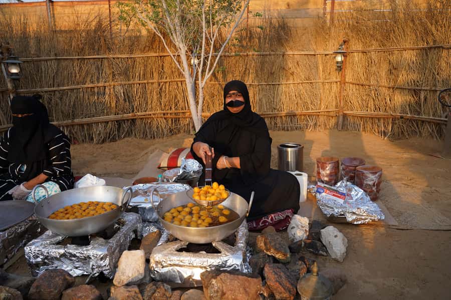 Dubai: Red Dunes Quad Bike with Sandboarding, Camels and BBQ - Al Khayma Camp and its traditional touches