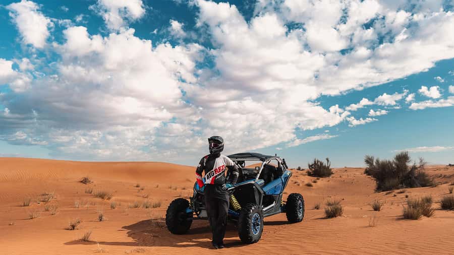 Dubai: Self-Drive 4WD Dune Buggy Guided Desert Adventure - Getting used to the Polaris XP 1000