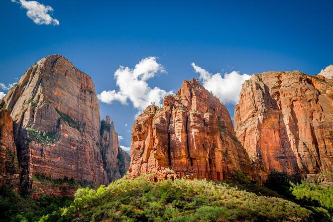 East Zion Crimson Canyon Hike & UTV Adventure - What makes this East Zion adventure special