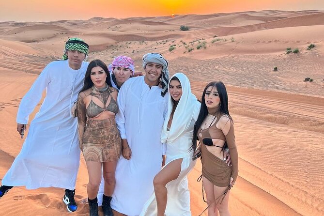 Evening Dubai Safari with BBQ, Dance Shows & Quad Biking optional - The main thrill: 30 to 45 minutes of dune bashing