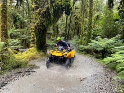 Franz Josef Town: Scenic Glacier Quad Bike Tour with Gear