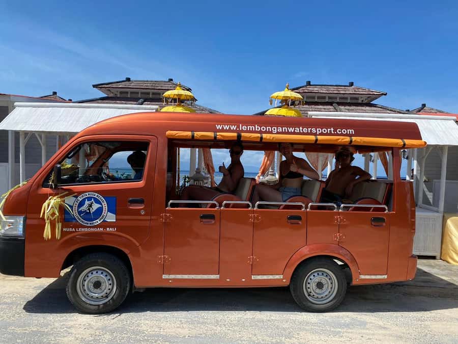 From Bali: Lembongan & Mangrove Buggy Tour with Buffet Lunch - Seeing Lembongan from an open buggy or truck