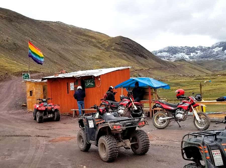 From Cusco: Rainbow Mountain in ATV Quad Bikes + meals - Six minutes to the famous striped summit