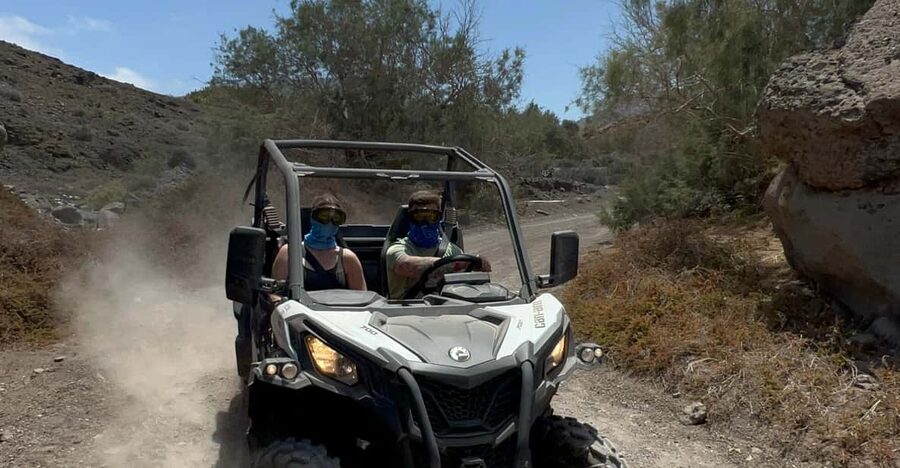 Fuerteventura: 4x4 buggy Can Am adventure east to west - The Guide and the Quality of the Outing