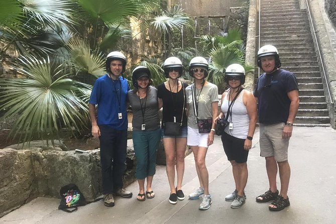 Fun Atv tour in Nassau with Lunch: Drivers must be 25 years old - What the safety setup means on the road