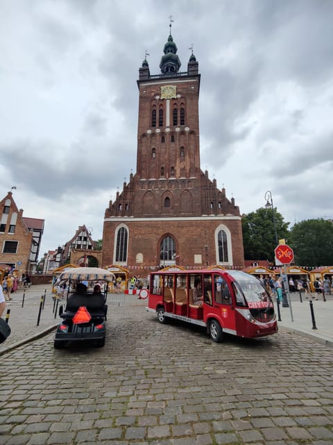 Gdansk: City Sightseeing Tour Eco Electric Buggy Golf Cart - Guides, commentary, and the overall tone