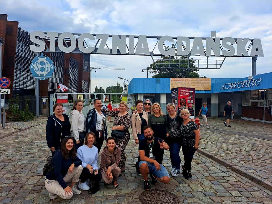 Gdansk: Top Unlimited Beer & Highlights Tour by Golf Buggy - St. Mary’s Basilica and Gdańsk’s brick skyline