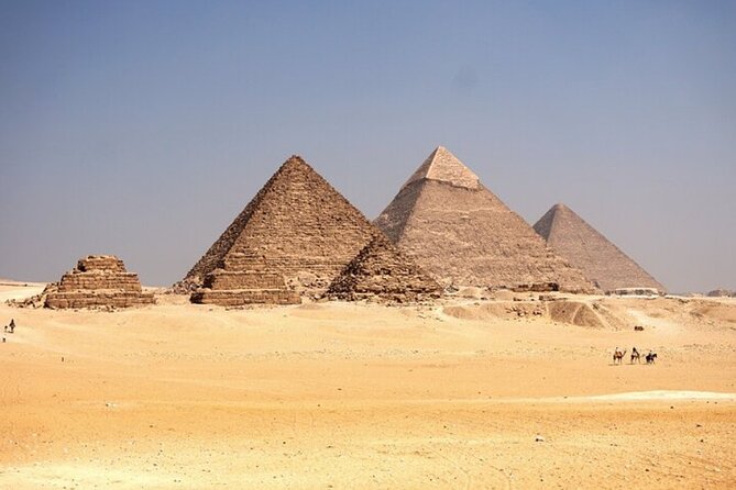 Giza Pyramids, Camel ride, Shopping with ATV Quad bike - A 30-minute camel ride for the classic desert scene
