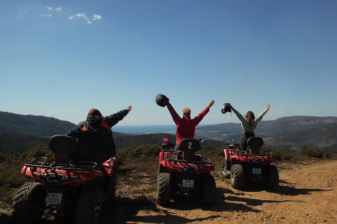 hike quad mountain altitude 825m / hike atv mountain altitude 825m - Leaving Meixedo for the northern hills