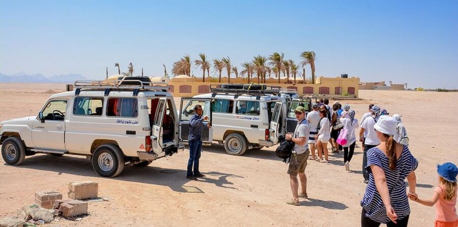 Hurghada: Safari Jeep, Buggy, Camel, Quad, Bedouin Dinner - Should you book the Hurghada desert safari?