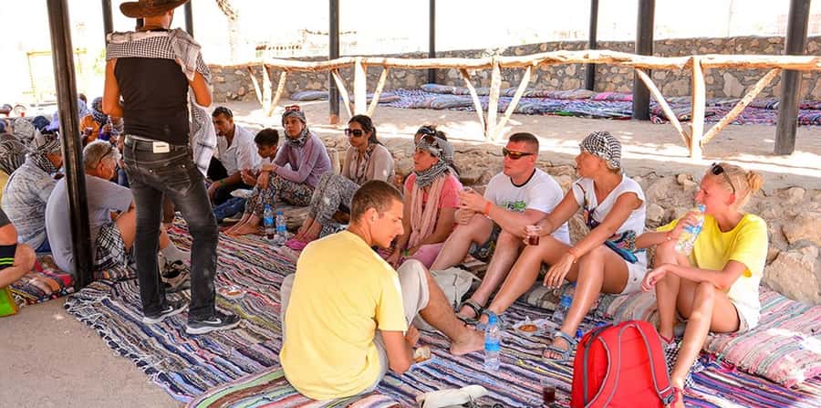 Hurghada: Safari Jeep, Buggy, Camel, Quad, Bedouin Dinner - The ride out to the Sahara Park area