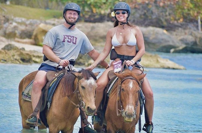 Jamwest ATV Adventure & Horseback Ride Combo in Negril - The horseback ride toward the beach