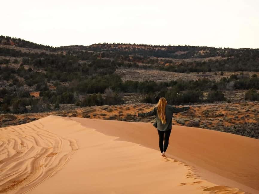 Kanab: Coral Pink Sand Dunes Sunset UTV, S’mores and Stars - The first hour on the Coral Pink dunes