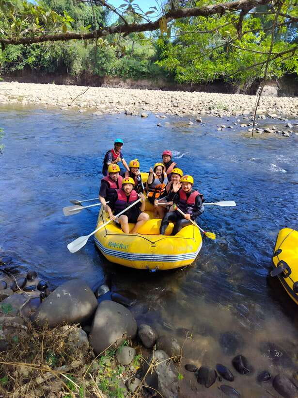 Kiulu River: River Rafting + ATV Shared Group Day Trip - A local Sabah lunch beside the river