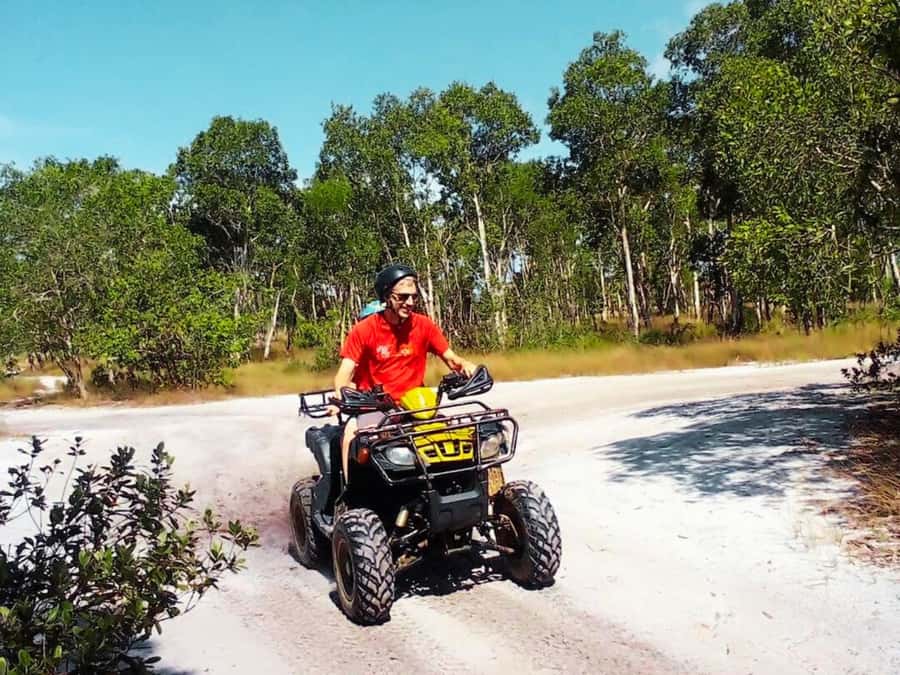 Ko Lanta : ATV Adventure On Koh Lanta Noi - Lung-Sod Beach and the end of the main ride