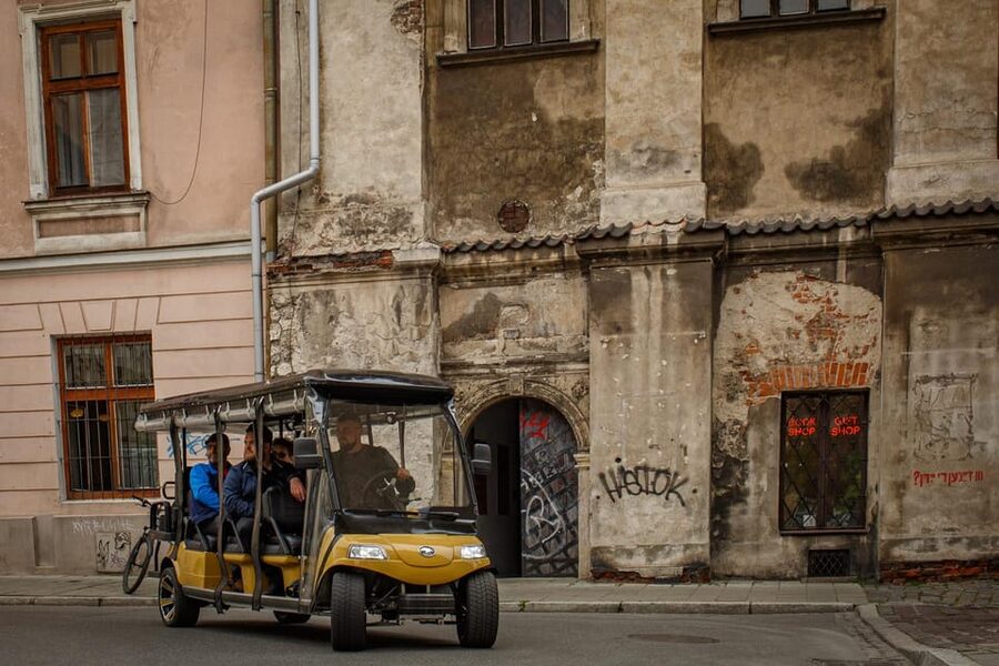 Krakow: Old Town City Sightseeing Tour Eco Buggy Golf Cart - Planty and the first ring around the Old Town
