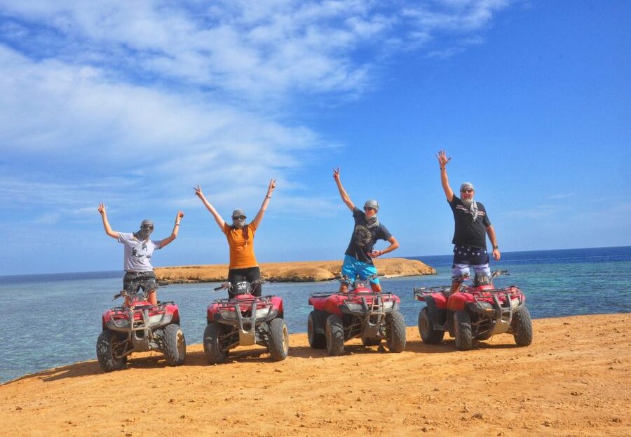 Makadi Bay: ATV, Sea View, Camel, Stargazing, Dinner & Show - The short camel ride and the optional horse hour
