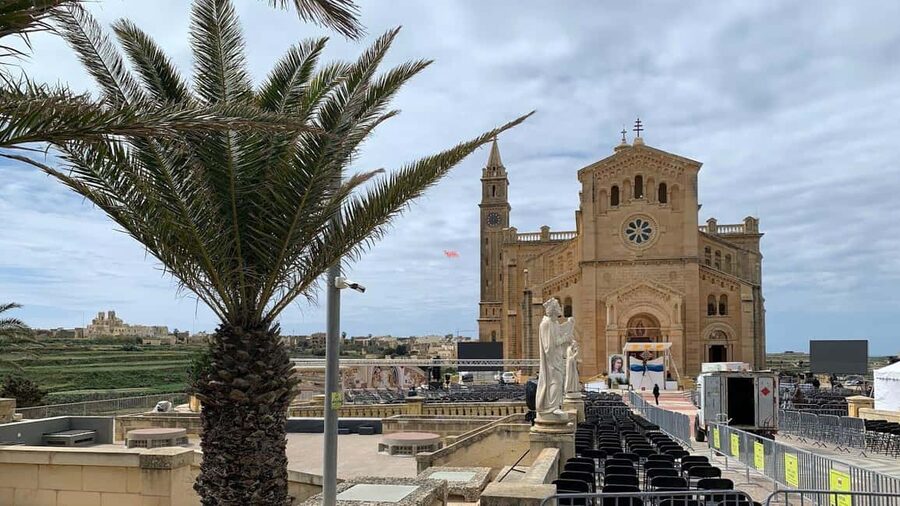 Malta: Gozo 4x4 UTV Tour with Comino Swim Stop and Caves - Ggantija: the day’s major ancient site