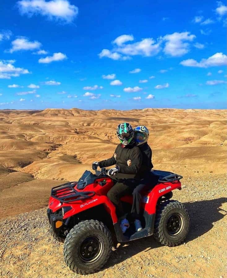Marrakech: Agafay Desert Quad, Camel Ride & Dinner Show - Guides can make or break the experience