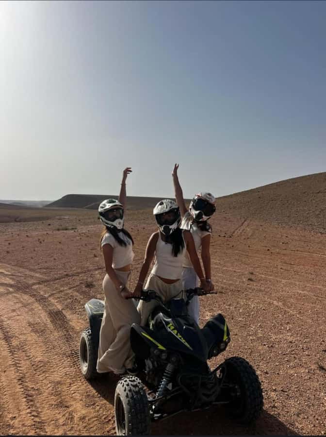 Marrakech: Agafay Desert Tour Quad bike & Dinner fire show - Dinner under the stars is simple, social, and well timed