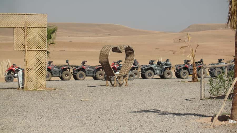 Marrakech Desert Sunset: Quad Biking, Dinner & Fire Show - Guides, service, and the human side of the outing