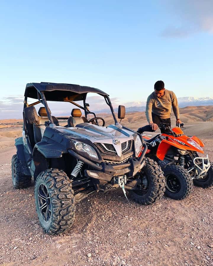 Marrakech : Ride buggy in the desert of the palm grove - A short briefing before the engines start