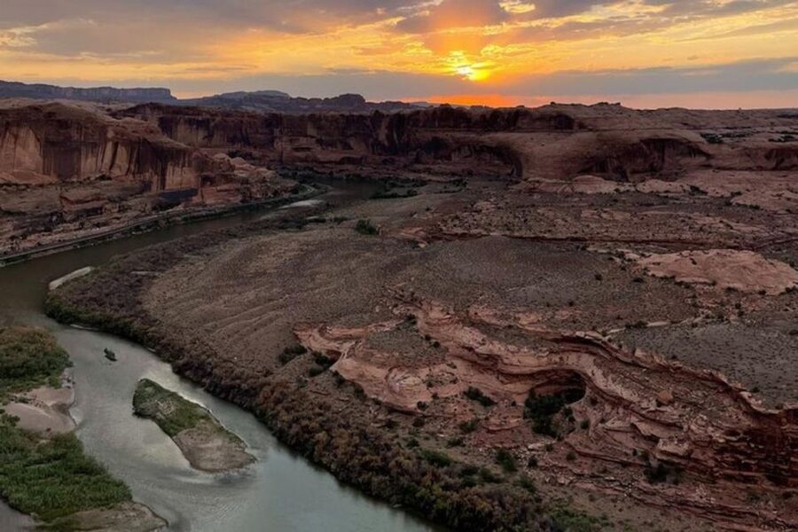 Moab: You Drive Guided Hell's Revenge UTV Tour - Scenic stops, photographs, and local stories