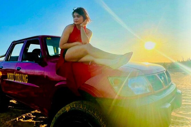 Mui Ne: Sand Dunes Jeep Tour Friendly Service with ATV Option - A short stop at Mui Ne Fishing Village