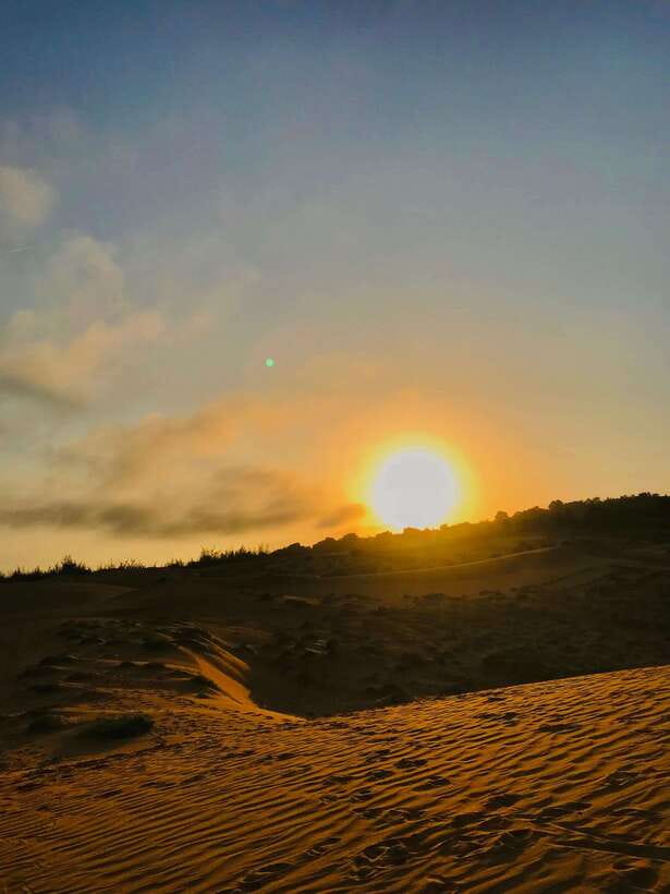 Mui Ne: Sunrise or Sunset Jeep Tour & Quad Bike With Driver - Red Sand Dunes: short visit, easy fun