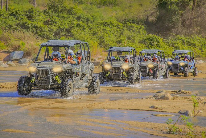 OffRoad 4X4 UTV Adventure with unlimited Lunch & Tequila - The lunch payoff at an ocean-view table