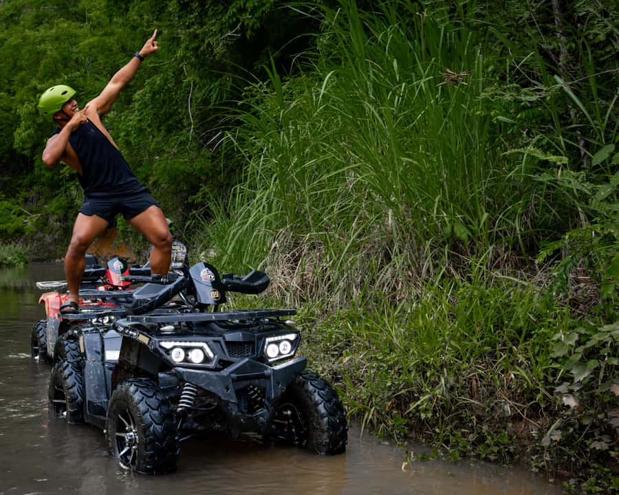 Pa Tong: Rainforest Day Trip with Cave, Rafting, ATV & Lunch - The short zipline
