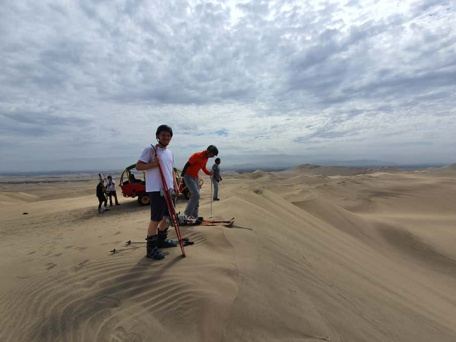 Paracas or Pisco: Private Huacachina Oasis Tour & Buggy Ride - Booking advice and cancellation flexibility