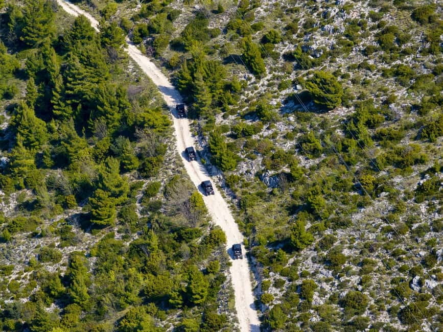 Private Buggy Panorama Adventure /2 hours-2 hills Viewpoint - What riding in a CanAm Maverick 1000 means