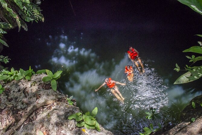 Private Jeep Tour & ATV to Jade Cavern Cenote: All Inclusive - A Four-Hour Cozumel Sampler With Real Variety