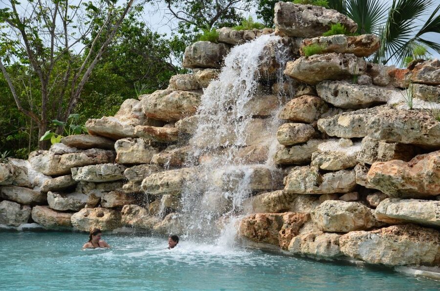 Punta Cana: Buggy Ride, Blue Cenote Lagoon and Jungle River - Floating through the jungle river