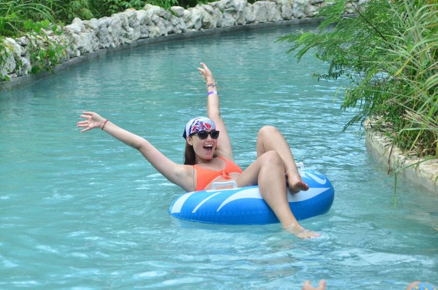 Punta Cana: Buggy Ride, Blue Cenote Lagoon and Jungle River - Dominican lunch and the question of value