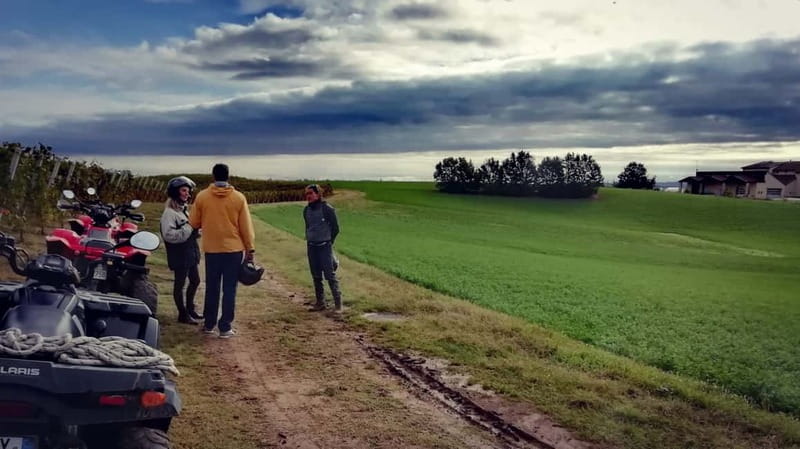Quad & E-Bike - Monferrato Hills - Unesco Cellars Tour - The safety briefing on Via G. Lanza