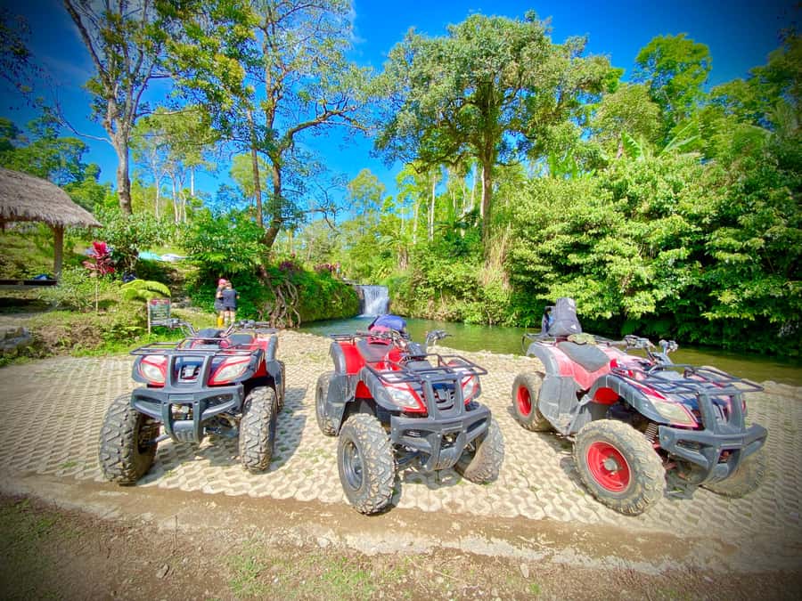 Quad ride, waterfalls & aunthentic cooking class in munduk - The people who shape the day