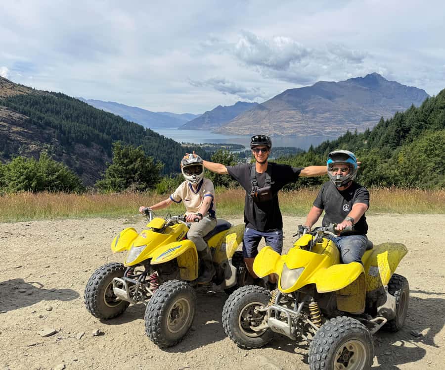 Queenstown: Quad Bike Tour - From Shotover Street to the private riding park